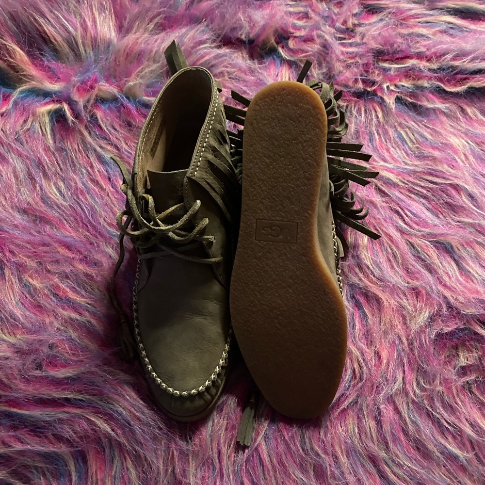UGG Caleb size 10